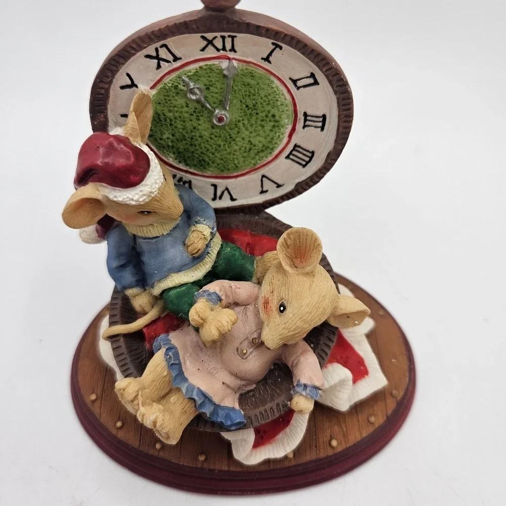 Vintage Christmas Mice Clock‎ Figurine Resin Mouse Couple Sleeping Timepiece